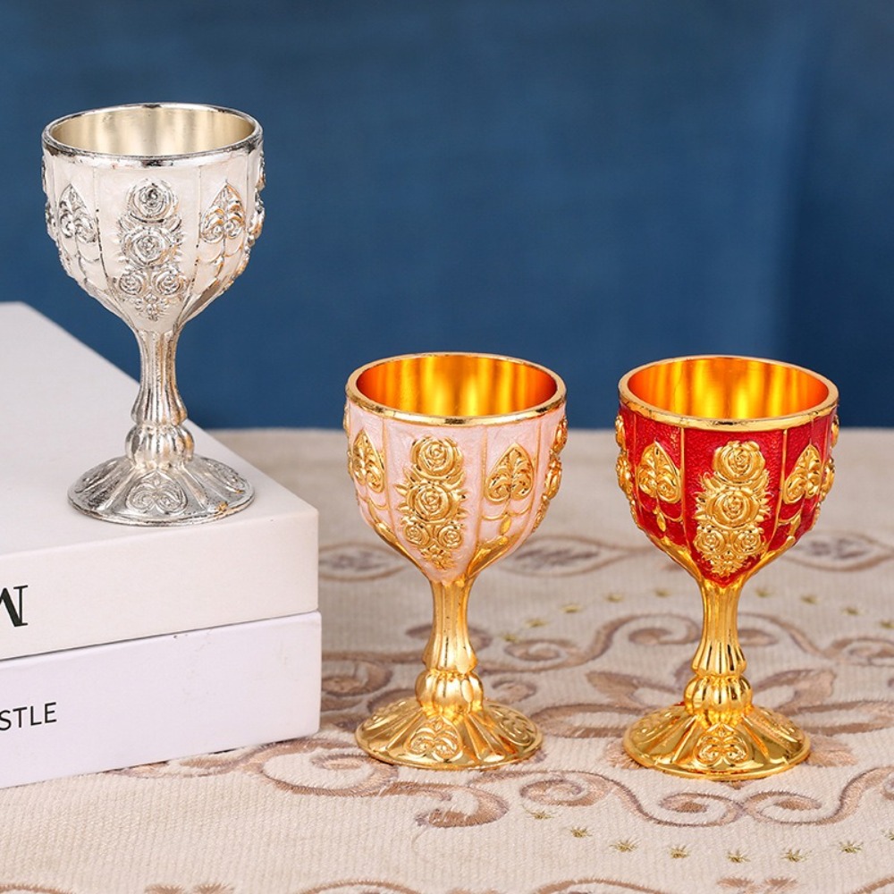 クリエイティブレトロワイングラスヨーロッパスタイル金属食器ゴ - Wine Or Beer のレビューと価格